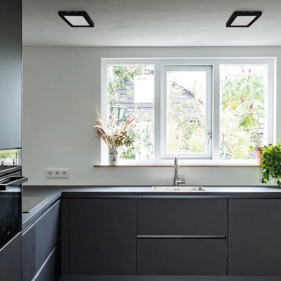 PANEL LED 18W BEYAZ S.Ü.KARE SİYAH KASA CATA