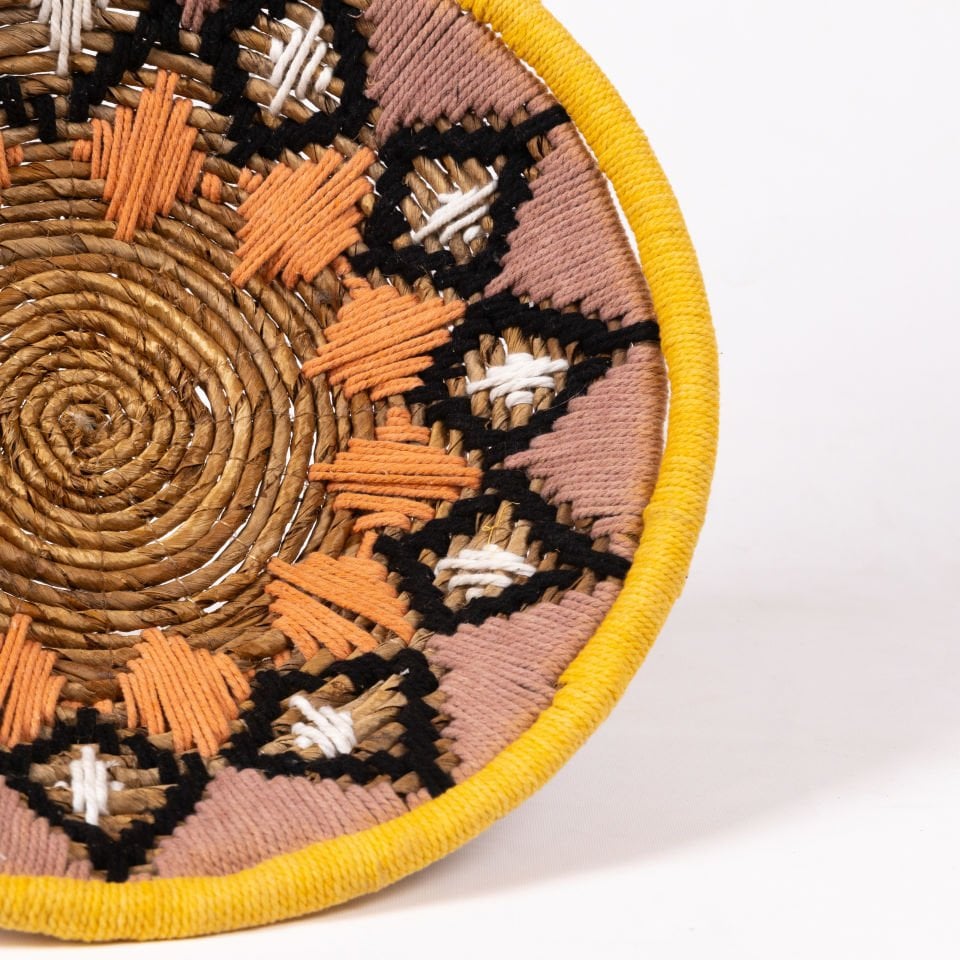 PHOEBE BANANA-YARN DEKOR 40X40X10CM OIA LIGHT