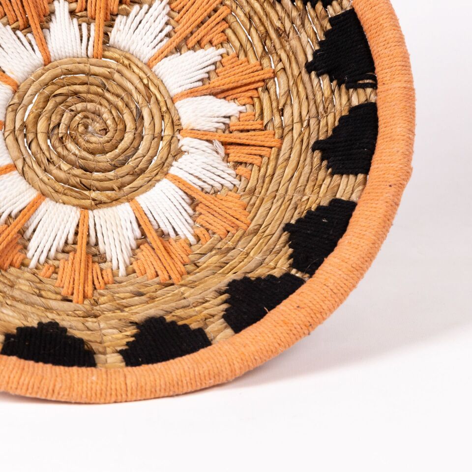 PERSEUS BANANA-YARN DEKOR 40X40X10CM OIA LIGHT