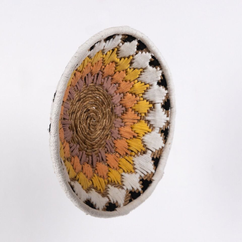 ACAMAS BANANA-YARN DEKOR 40X40X10CM OIA LIGHT